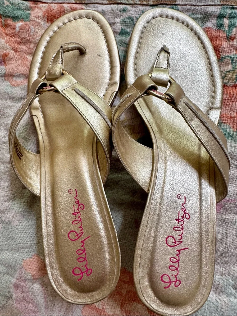 Lilly Pulitzer Metallic Gold Thong Sandals - Picture 5 of 8